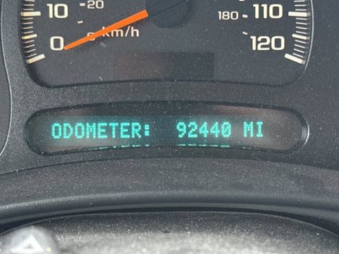 Used 2005 Chevrolet Silverado 1500 LS w/ Light Duty Power Package image 4