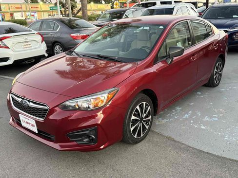 Used 2019 Subaru Impreza 2.0i image 2