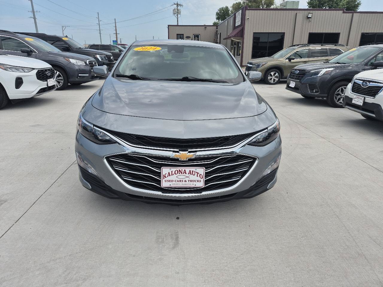 Used 2024 Chevrolet Malibu LT FWD image 3