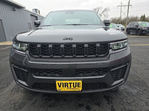 New 2026 Jeep Grand Cherokee Altitude AWD/4WD image 2