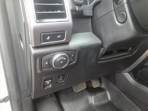 Used 2020 Ford Expedition Max Platinum image 16