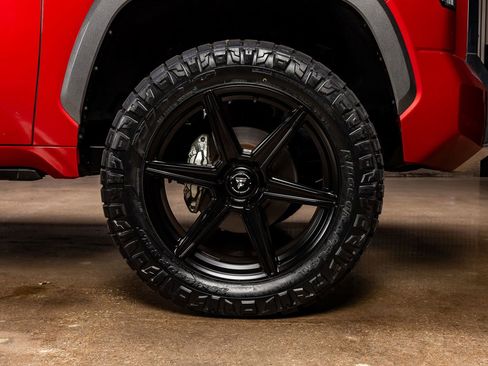 Used 2024 Toyota Tundra 1794 Edition image 12