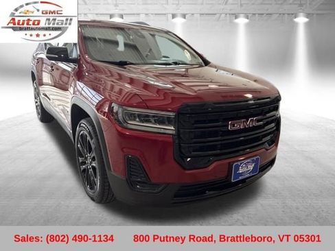 Used 2023 GMC Acadia SLE w/ Driver Convenience Package image 9