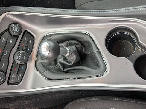 Used 2022 Dodge Challenger R/T RWD image 12