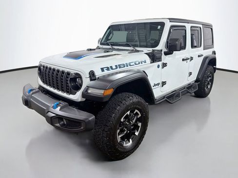Used 2024 Jeep Wrangler Unlimited Rubicon 4xe w/ Convenience Group AWD/4WD image 5