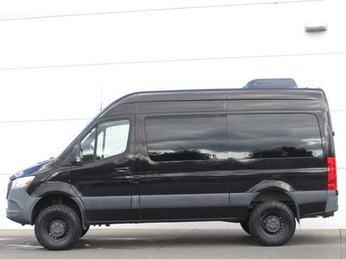 Used 2020 Mercedes-Benz Sprinter 2500 image 4