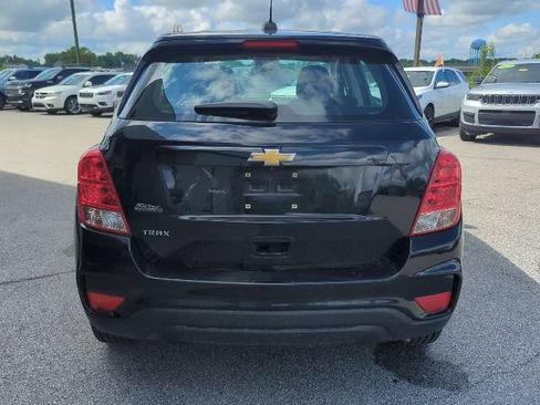 Used 2020 Chevrolet Trax LS FWD image 20