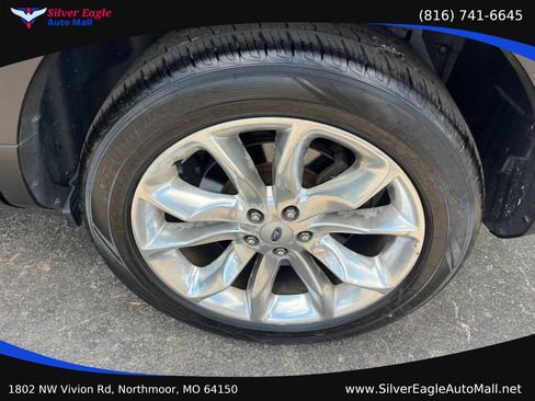 Used 2015 Ford Explorer XLT w/ Equipment Group 202B AWD/4WD image 14