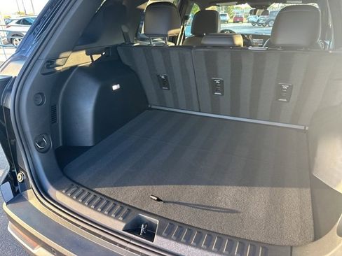 New 2026 Chevrolet Equinox LT w/ Convenience Package II image 17