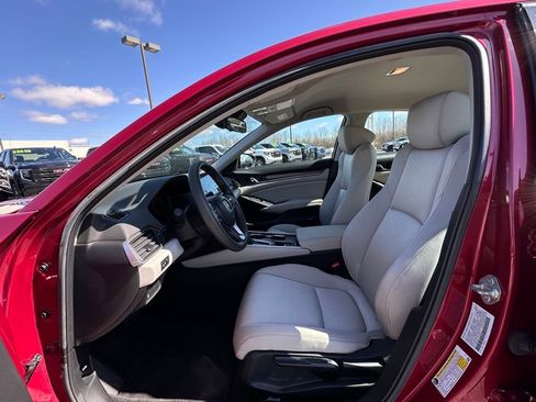 Used 2020 Honda Accord LX image 17