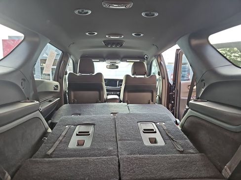 Certified 2024 Dodge Durango GT image 13