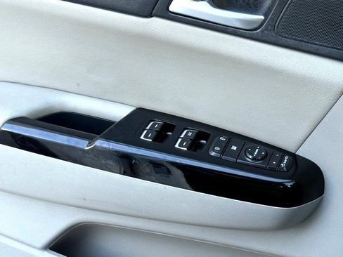 Used 2022 Kia Sportage EX w/ EX Technology Package image 21