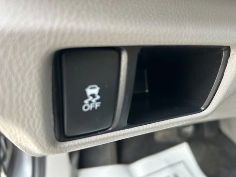 Used 2011 Honda Accord EX image 27