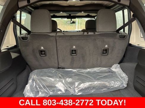 Used 2025 Jeep Wrangler Unlimited Sport AWD/4WD image 34