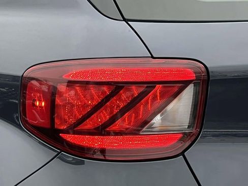 Certified 2023 Hyundai Venue Limited image 9