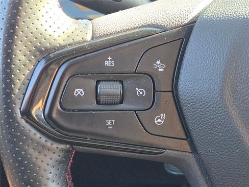 Used 2024 Chevrolet Trax RS w/ Sunroof Package image 32