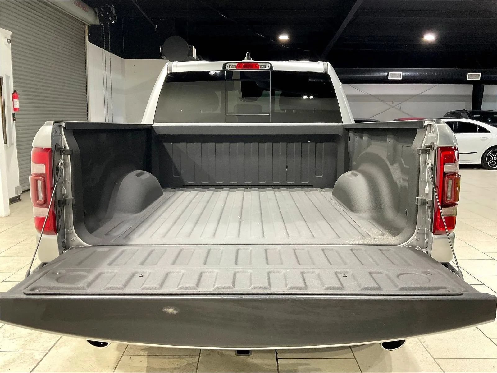 Used 2022 RAM 1500 Limited RWD image 31