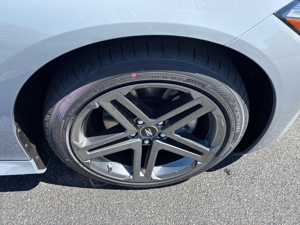 New 2026 Nissan Z Sport w/ Floor Mat Package RWD image 9