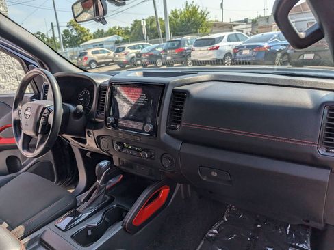 Used 2023 Nissan Frontier Pro-X w/ Tow Package RWD image 13