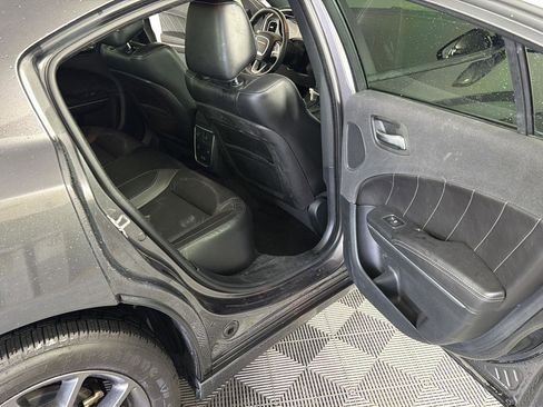 Used 2018 Dodge Charger GT AWD/4WD image 14