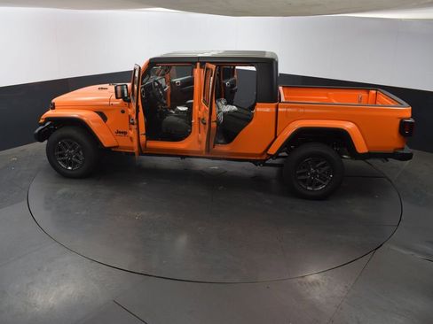 New 2025 Jeep Gladiator Sport image 54