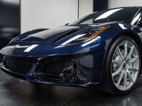 New 2025 Lotus Emira image 8