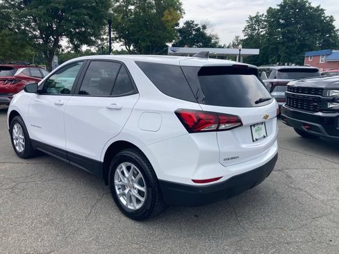 Used 2024 Chevrolet Equinox LS w/ LS Convenience Package AWD/4WD image 27