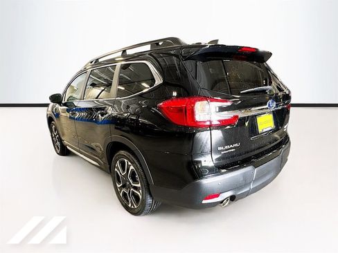 Used 2026 Subaru Ascent Limited AWD/4WD image 7