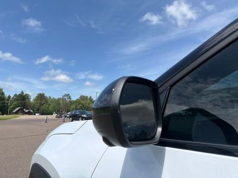Used 2026 Chevrolet Equinox RS w/ Convenience Package III AWD/4WD image 15