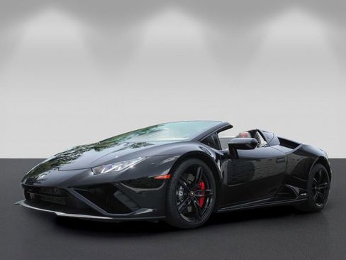 Used 2020 Lamborghini Huracan EVO RWD image 7
