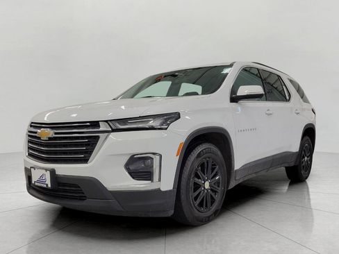 Used 2023 Chevrolet Traverse LT image 13