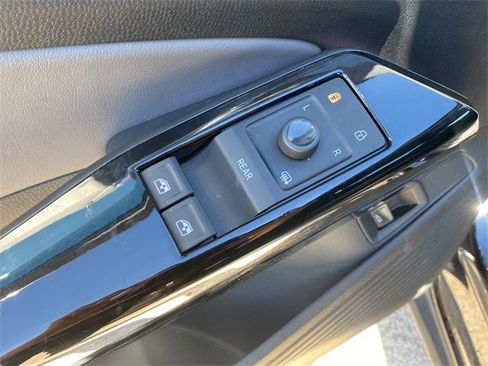 Used 2023 Volkswagen ID.4 Pro S image 20