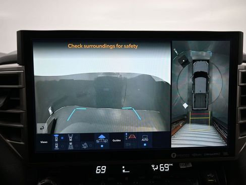 Used 2024 Toyota Tundra Limited image 22