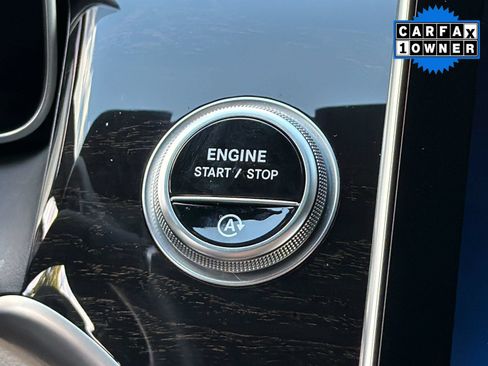 Certified 2025 Mercedes-Benz GLC 300 image 25