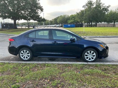 Used 2023 Toyota Corolla LE image 6