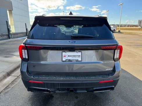 New 2026 Ford Explorer ST-Line w/ ST-Line Street Pack image 40