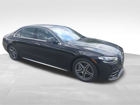 New 2026 Mercedes-Benz S 580e 4MATIC Sedan image 7