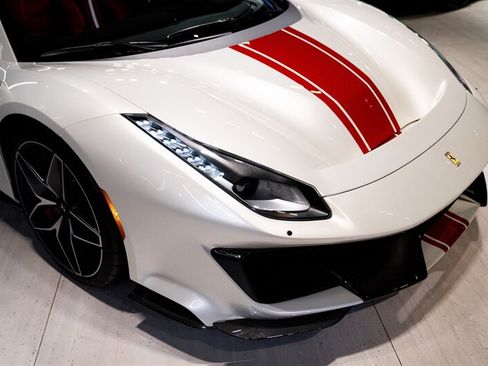 Used 2020 Ferrari 488 Pista Spider RWD image 22