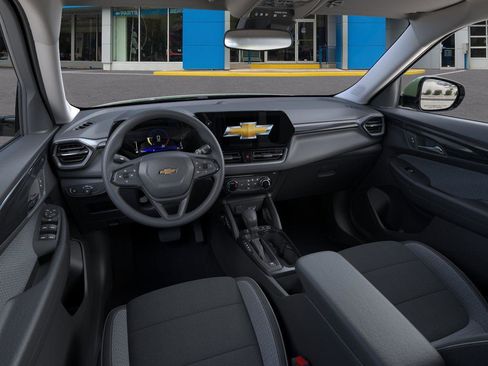 New 2026 Chevrolet TrailBlazer LT AWD/4WD image 15