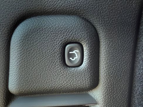 Used 2024 Dodge Durango SRT AWD/4WD image 9