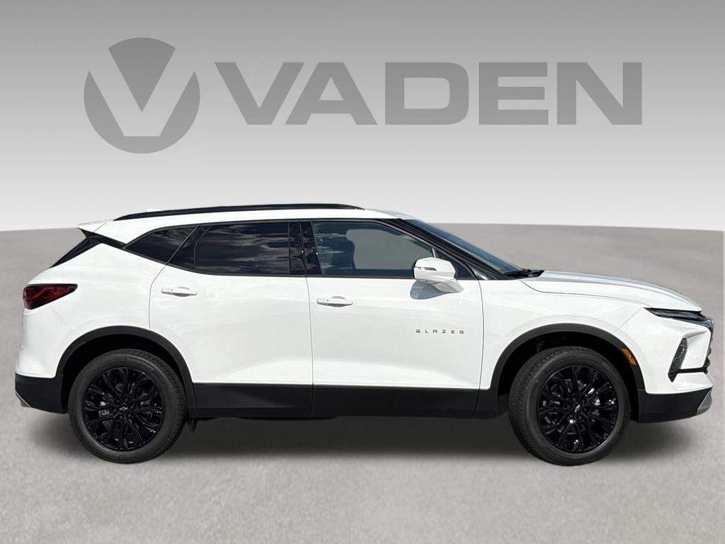 New 2026 Chevrolet Blazer LT FWD image 37