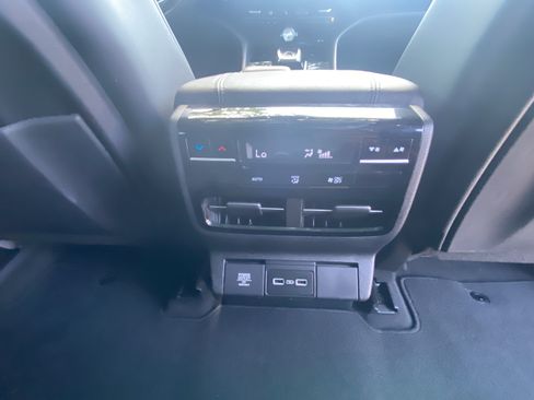 Certified 2023 Acura MDX FWD image 27