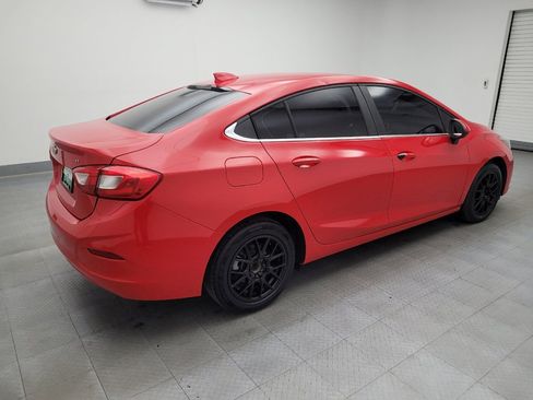 Used 2017 Chevrolet Cruze LT image 10