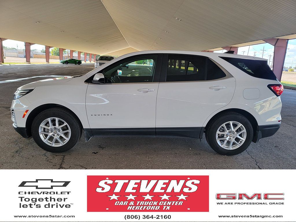 Used 2023 Chevrolet Equinox LT w/ LPO, Floor Liner Package AWD/4WD image 1