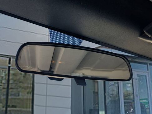 Used 2012 Jeep Wrangler Sahara image 31