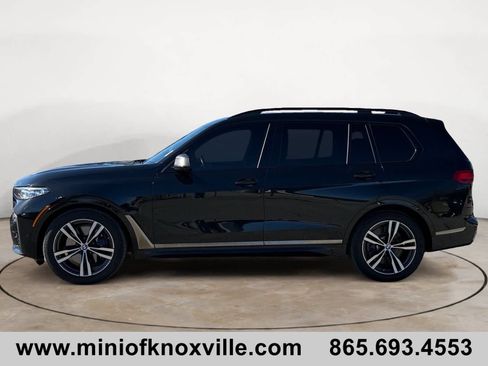 Used 2022 BMW X7 M50i w/ Luxury Seating Package image 6