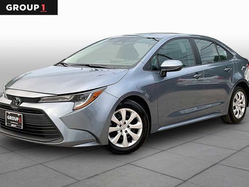 Used 2024 Toyota Corolla LE FWD image 1