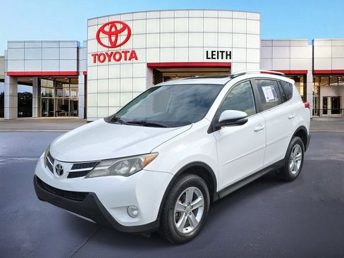 Used 2013 Toyota RAV4 XLE image 1
