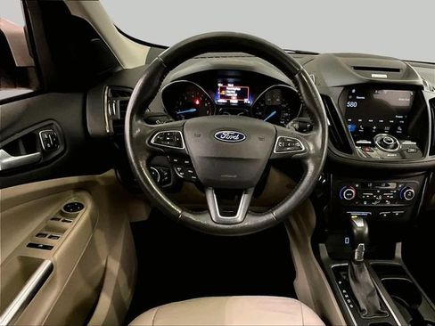 Used 2017 Ford Escape Titanium AWD/4WD image 5