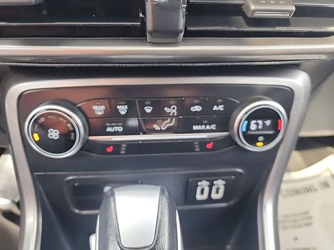 Used 2018 Ford EcoSport SE w/ SE Convenience Package AWD/4WD image 16